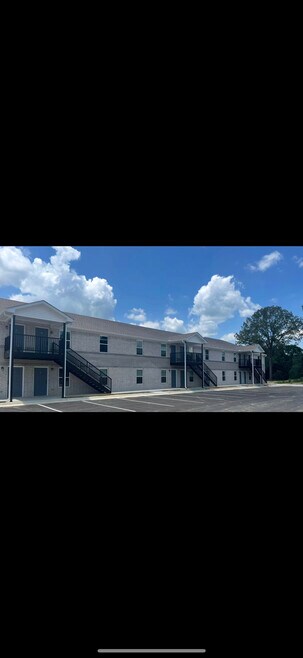 Building Photo - Cottonwood