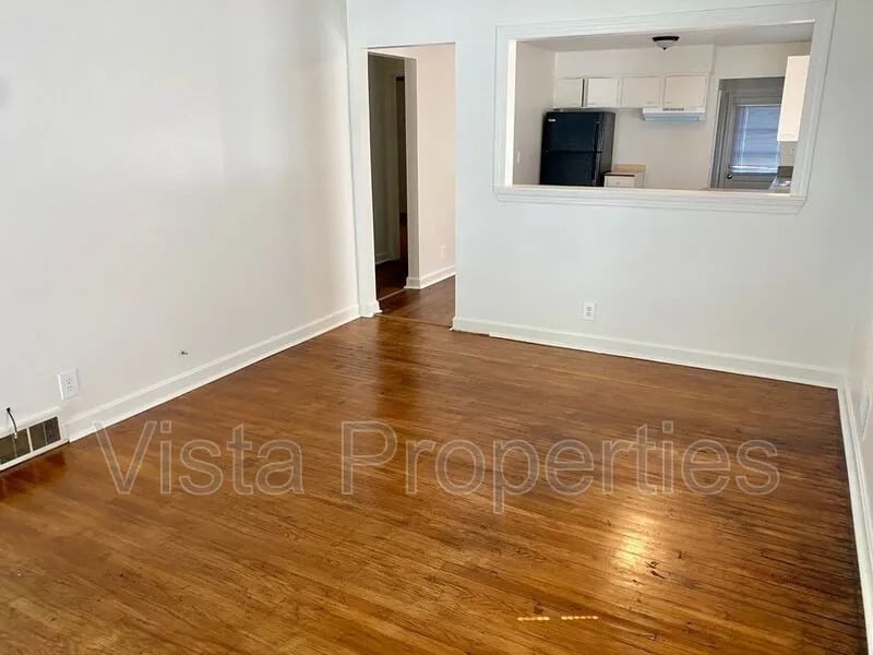 Photo - 3655 Kahlert Ave (Louisville, KY)