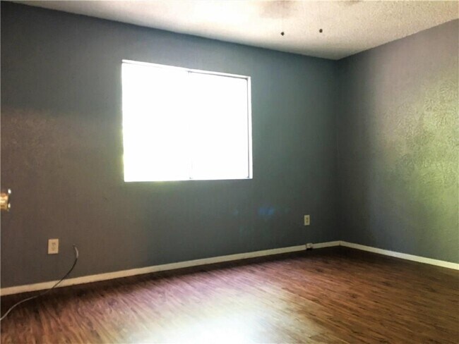 Foto del edificio - 5105 Pepper Ln