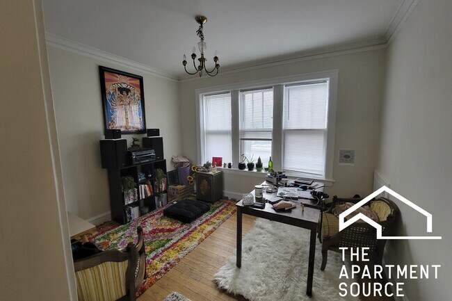 Foto del edificio - 3701 N Hoyne Ave