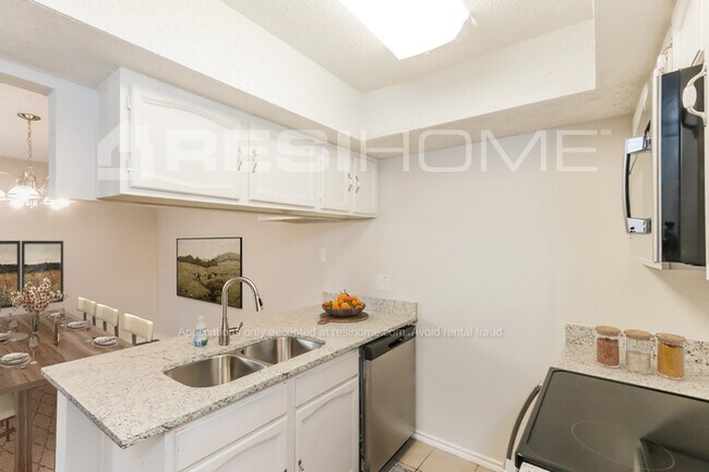 Building Photo - 2947 Canis Cir