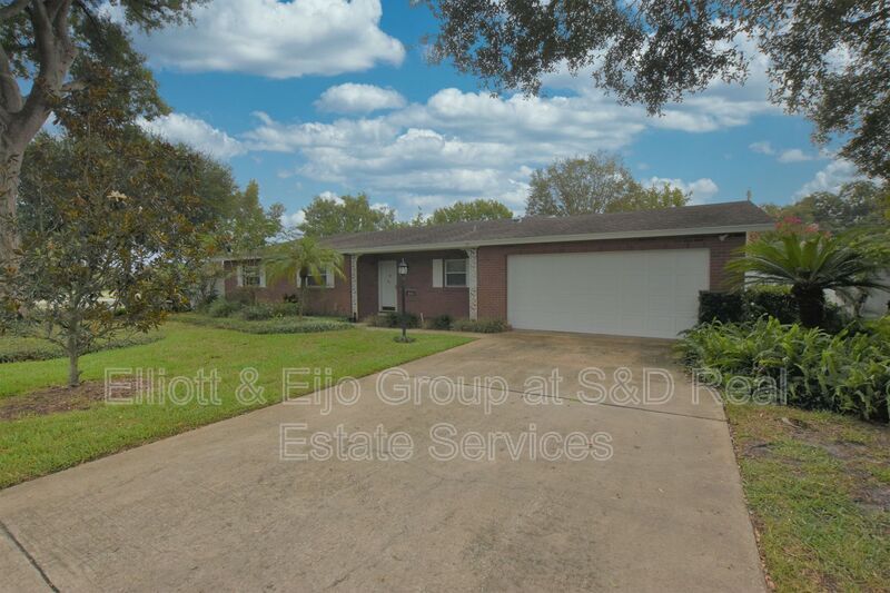 Primary Photo - 4604 Valley View Dr W