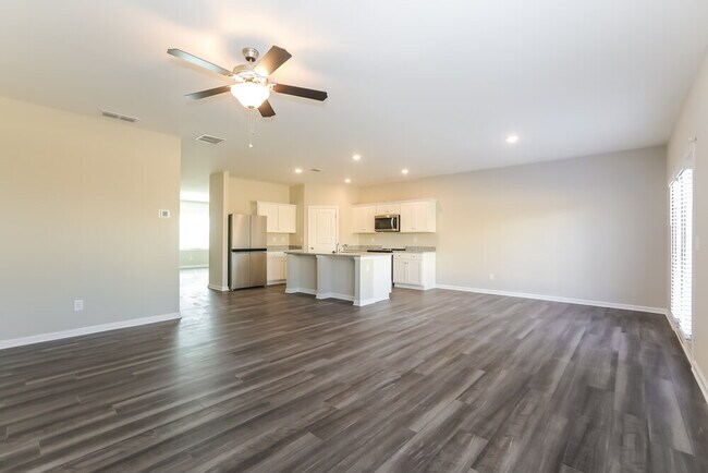 Building Photo - 3964 Kendrick Cir