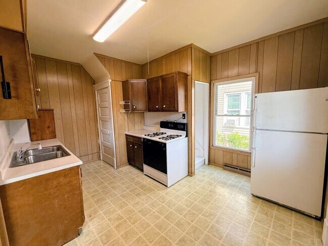Foto del edificio - Two bedroom one bathroom home for rent