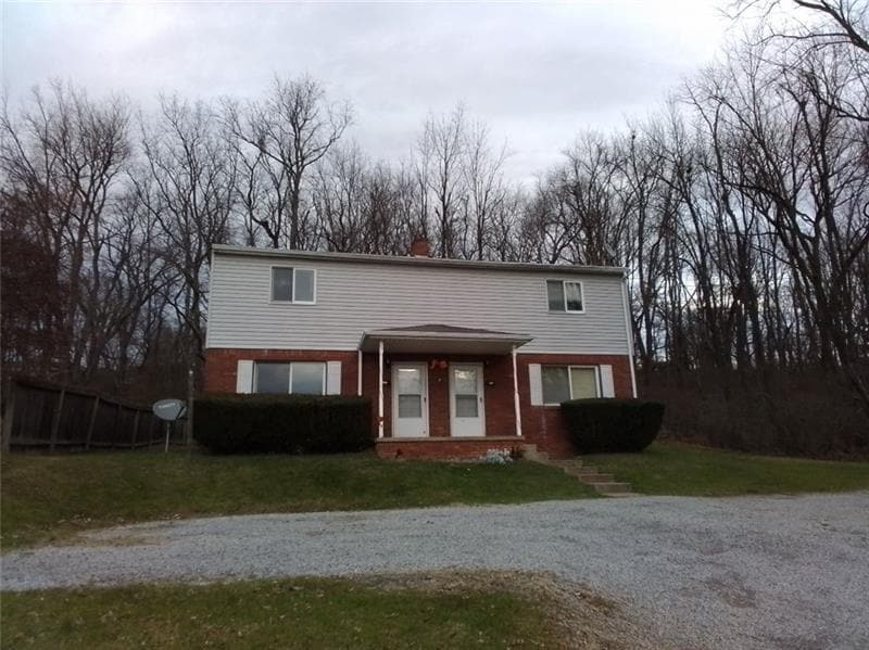 905 Chaplin St, Conway, PA 15027 Townhome Rentals in Conway PA