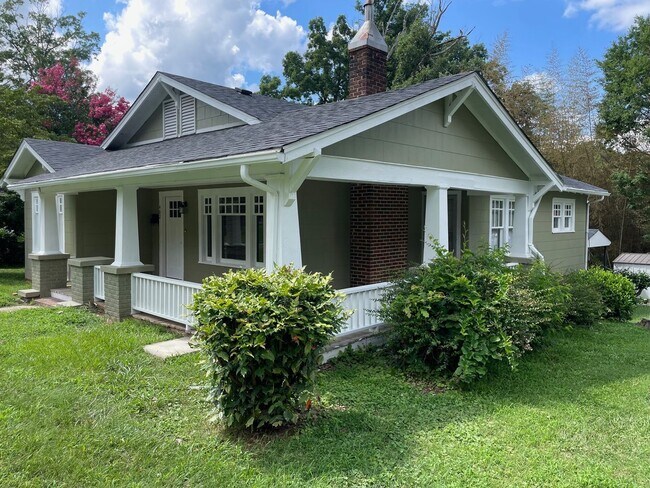 Foto del edificio - Beautiful 3 bed, 1 bath home located in As...