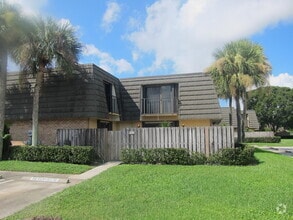 Building Photo - 213 2nd Way