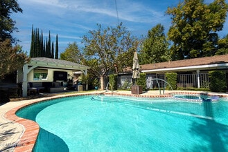 Building Photo - 4748 Conejo Ave