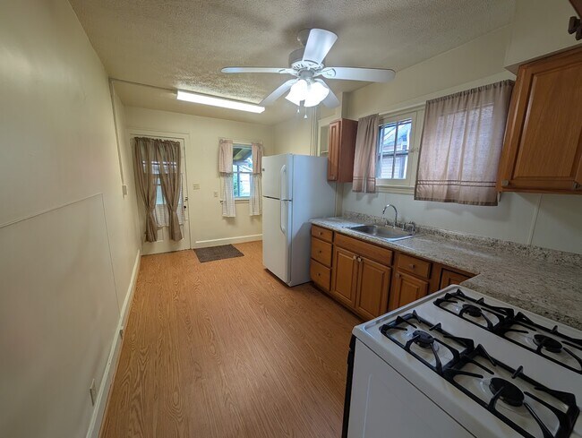 Foto del edificio - 2908 Oak Ave