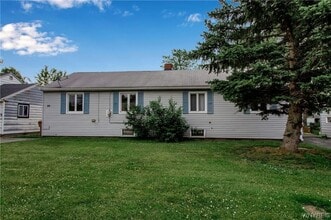 Building Photo - 29-29 Kingswood Dr