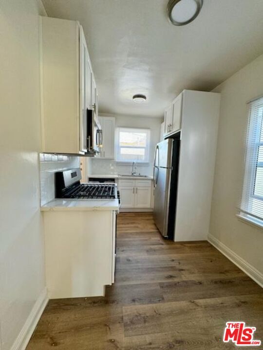 Building Photo - 1511 12th Ave
