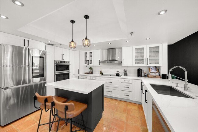 Foto del edificio - 520 Brickell Key Dr