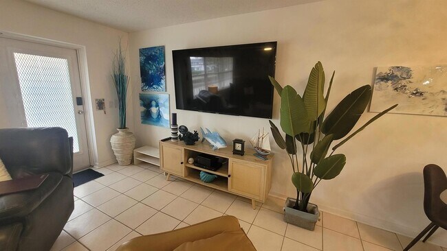 Foto del edificio - 201 Kent L