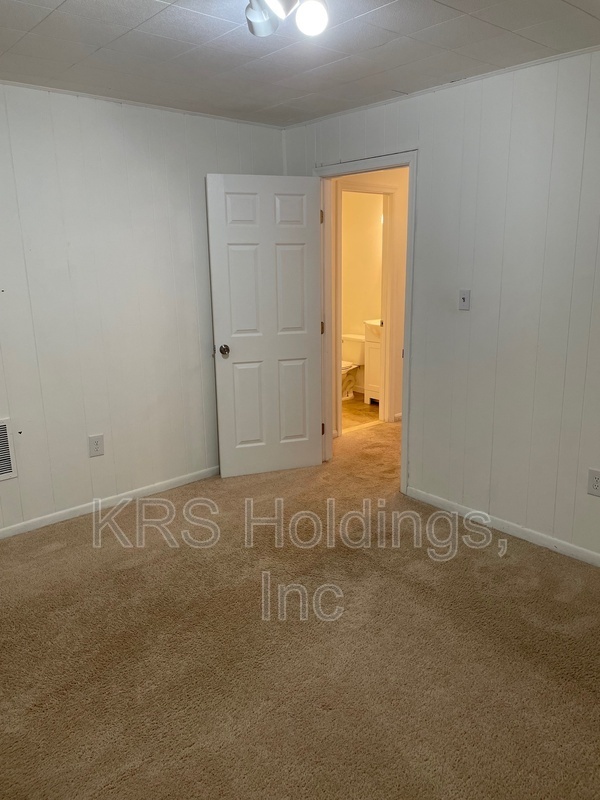 Building Photo - 13112 Rock Ridge Ln