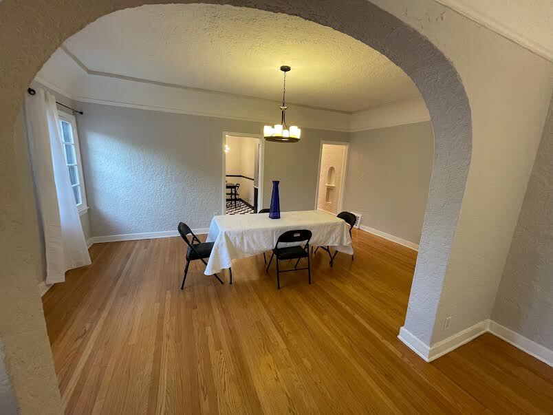 Foto del edificio - 130 N Croft Ave
