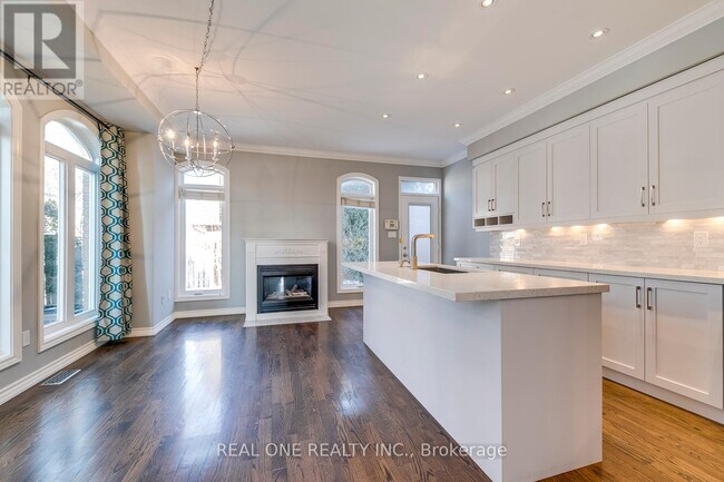 Photo du bâtiment - 2267 Meadowland Dr