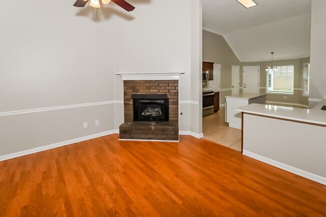 Foto del edificio - 6700 Black Oak Dr