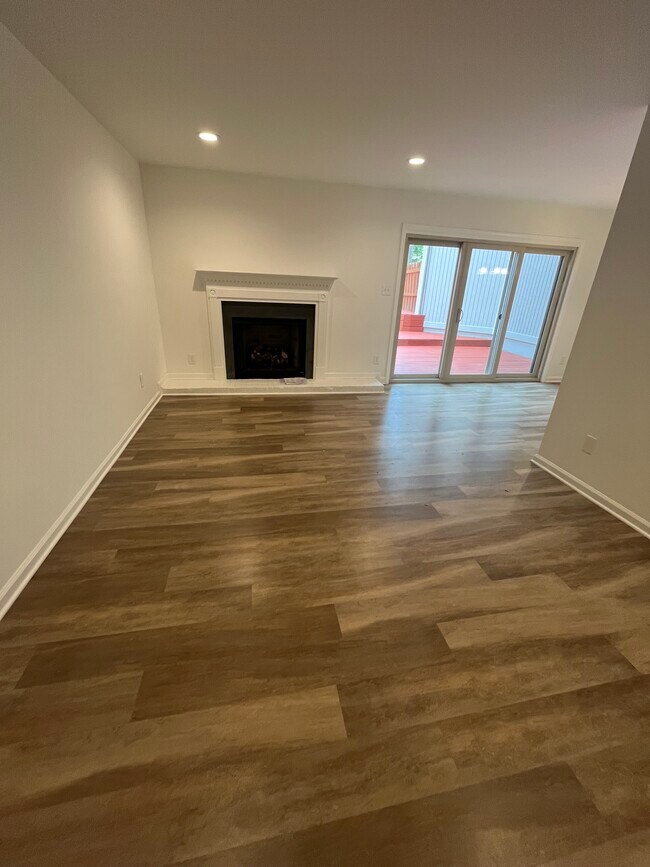 Foto del edificio - 7920 Horse Chestnut Ln
