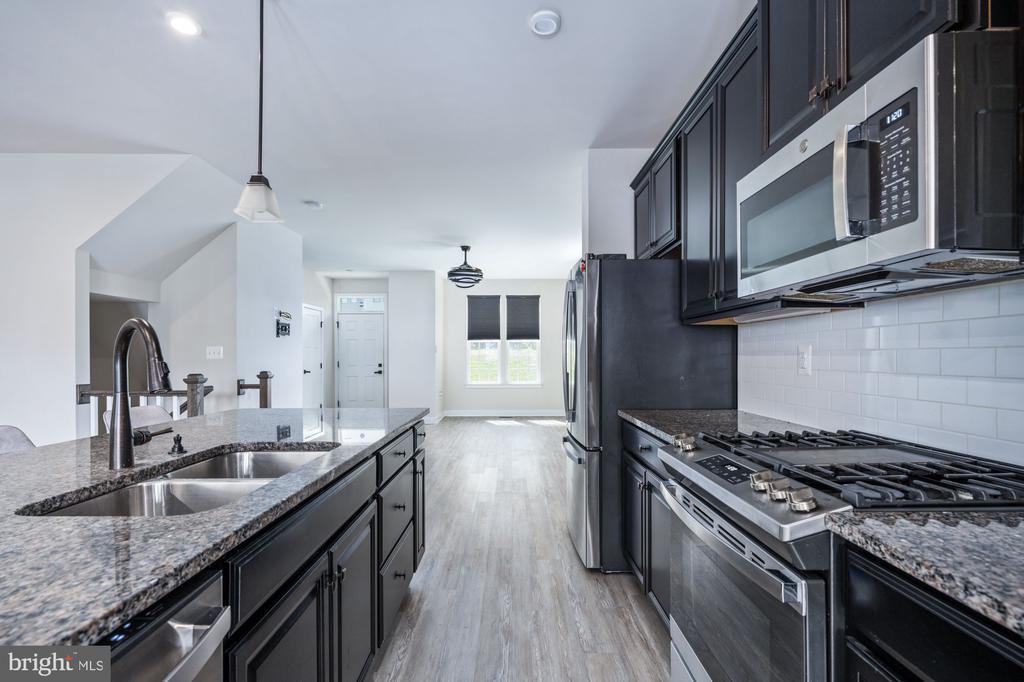 Primary Photo - 1328 Trestle Dr