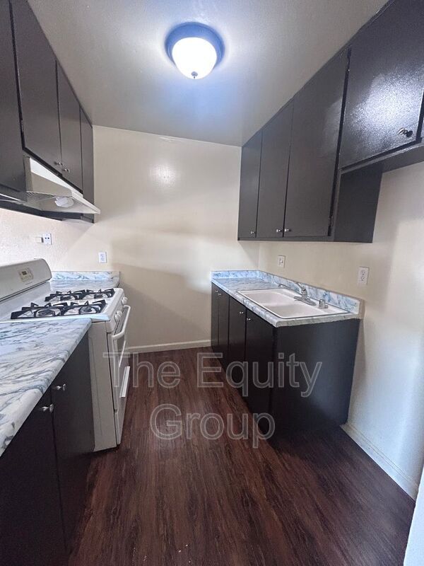 Foto del edificio - 3545 W Campus Ave.