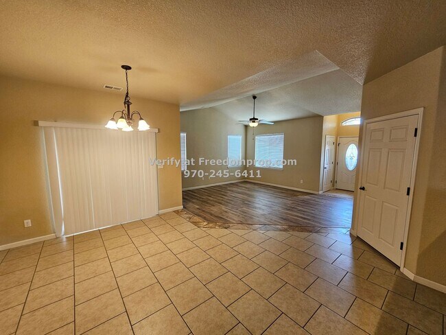 Foto del edificio - Newer Home!  Convenient Location to St. Mary's & Community Hospital