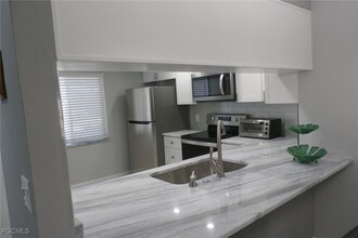 Building Photo - 11110 Caravel Cir