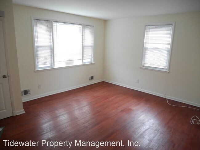 Building Photo - 2 br, 1 bath House - 2421 East Northern Pa...