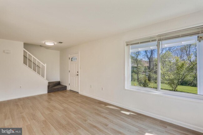 Building Photo - 18607 Tarragon Way