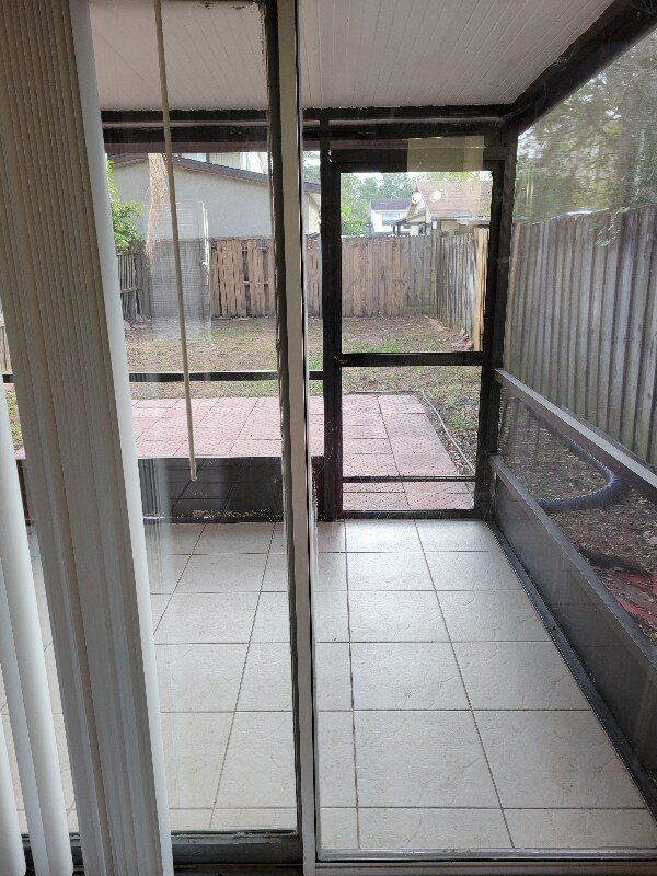 Foto del edificio - 14021 Village Terrace Dr