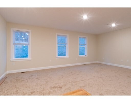 Foto del edificio - 80 N Meadows Rd