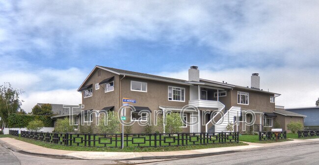 Foto del edificio - 533 St Andrews Rd