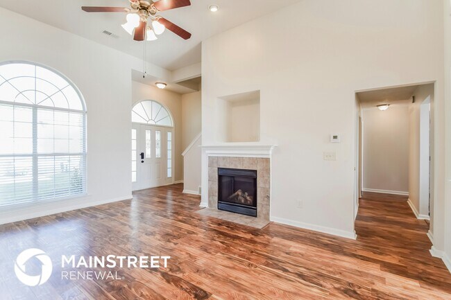 Foto del edificio - 4848 Ashcroft Dr
