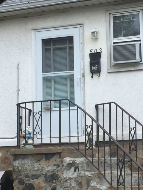 Primary Photo - 503 Oak St