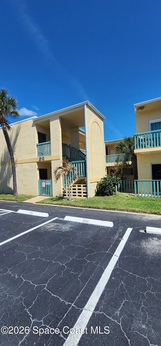 Foto del edificio - 310 Taylor Ave