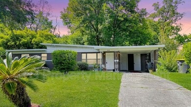 Building Photo - 6243 Randia Dr