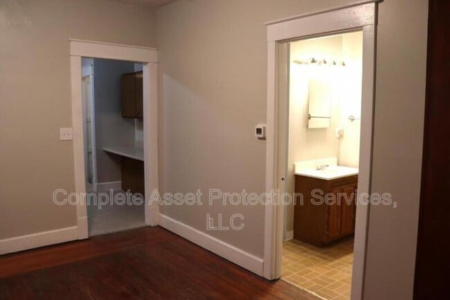 Building Photo - 308 Harrison St