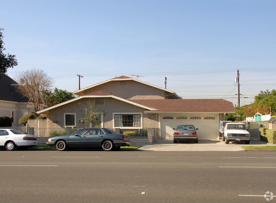 Foto principal - 407 N San Gabriel Ave