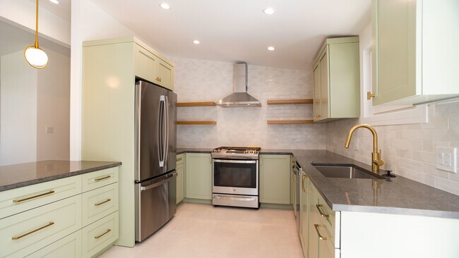 Foto del edificio - 440 Sheryl Ln