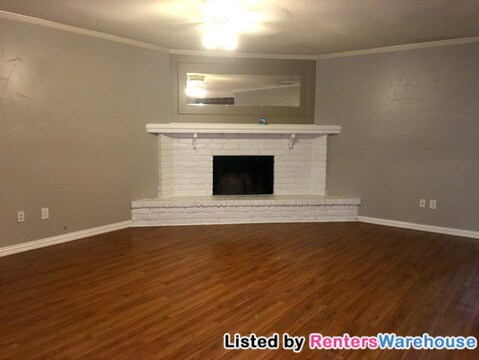 Building Photo - 1002 S Jupiter Rd