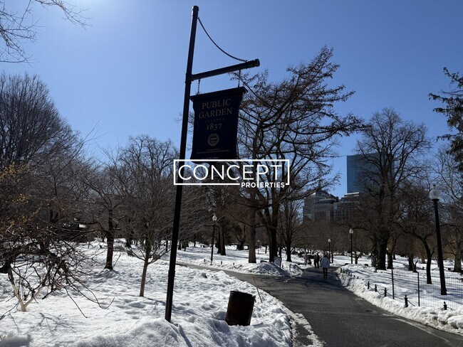 Building Photo - 90 Myrtle St