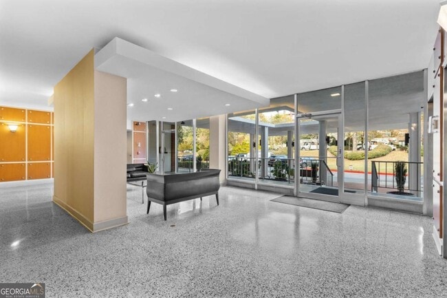 Building Photo - 130 26th St NW