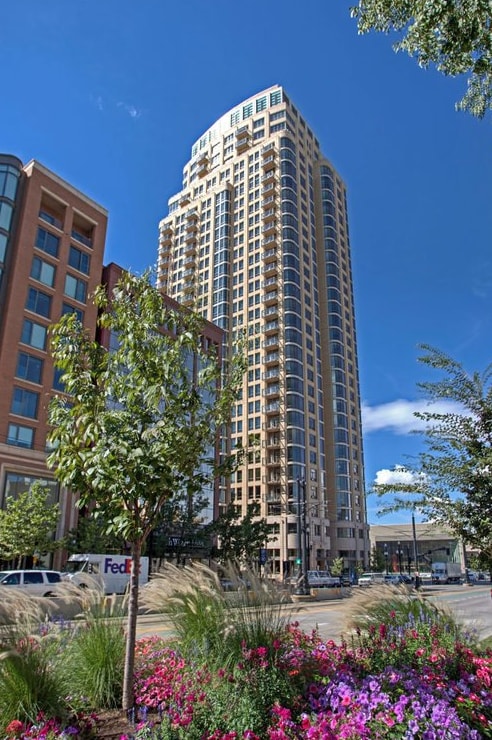 Building Photo - 99 W South Temple