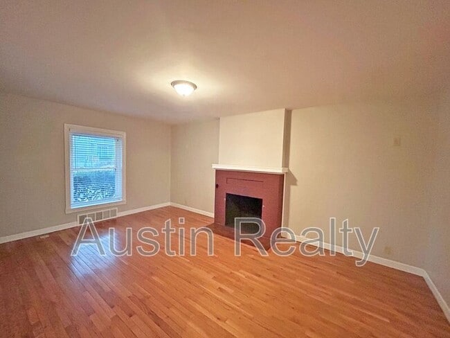 Building Photo - 1108 Collingwood Dr