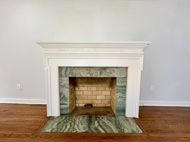 Building Photo - 1026 Meadow Heights Dr