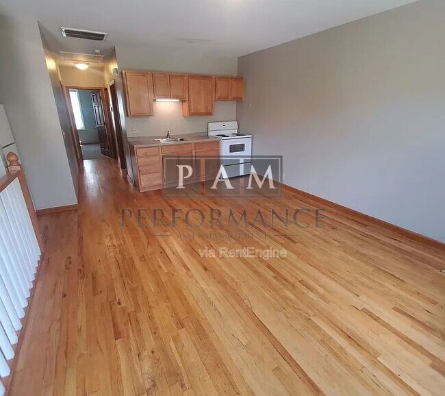 Foto del edificio - 2023 W Michigan St