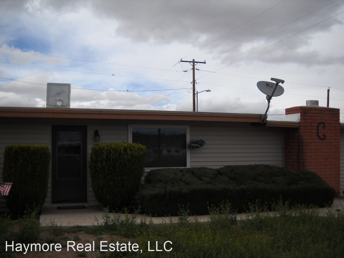 127 E Yuma St, Huachuca City, AZ 85616 - House Rental in Huachuca City ...