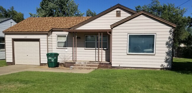 Front - 413 Princeton Ave