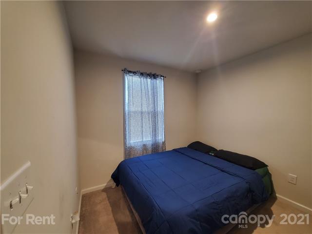 Foto del edificio - 6016 Cutwater Cir