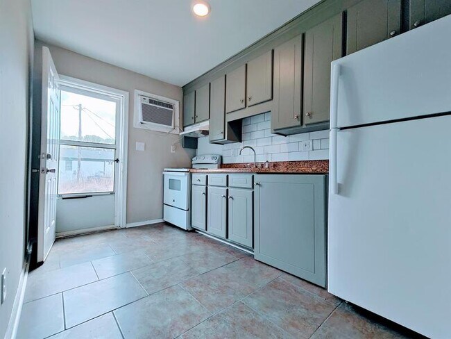 Foto del edificio - 4405 Layola Ave