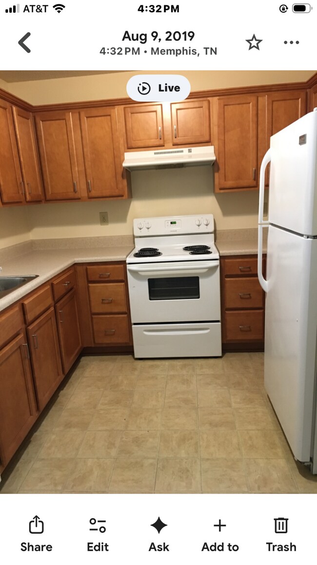 Kitchen - 2696 Green Hollow Ln